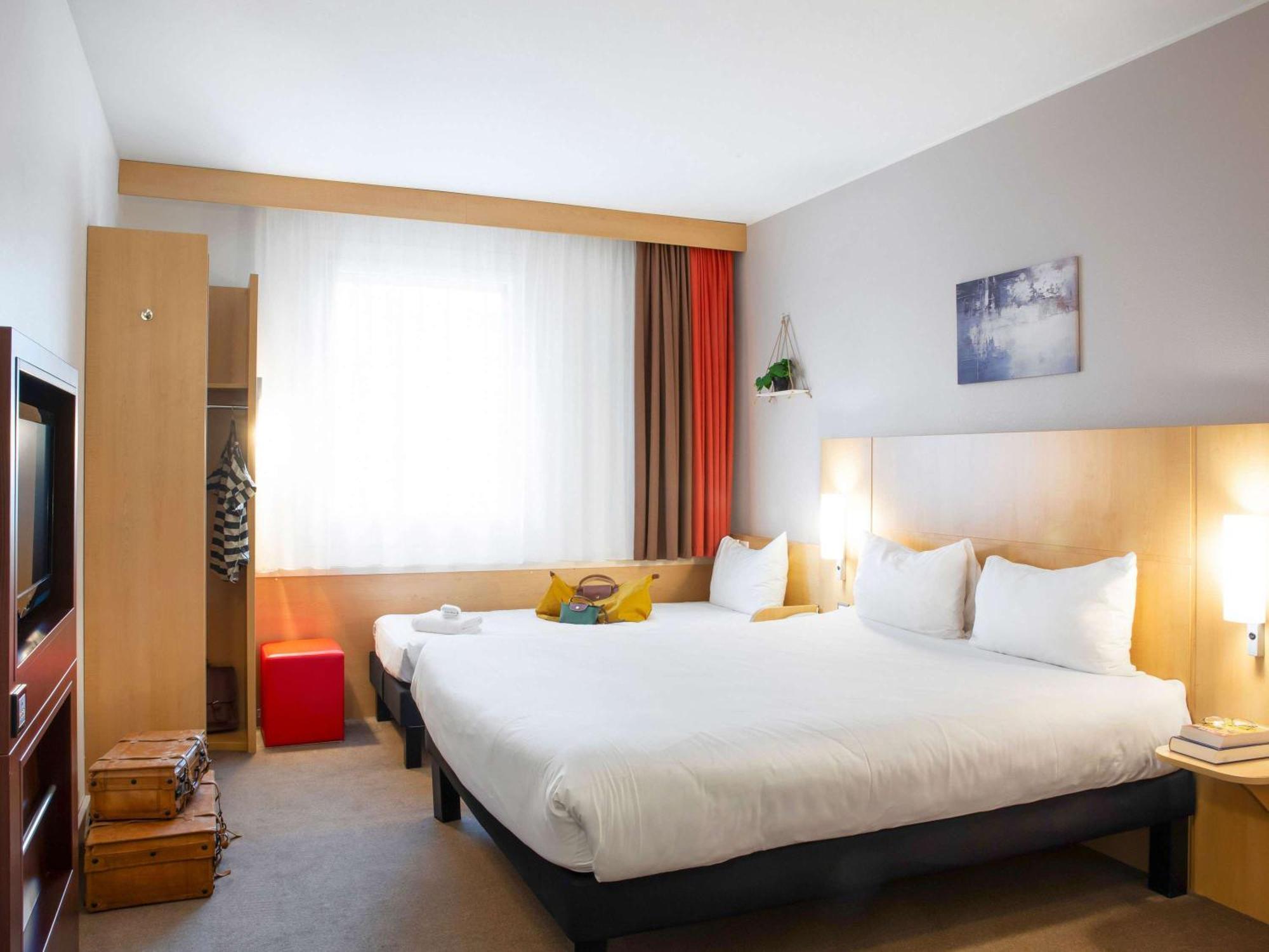 Ibis Paradiso Lugano