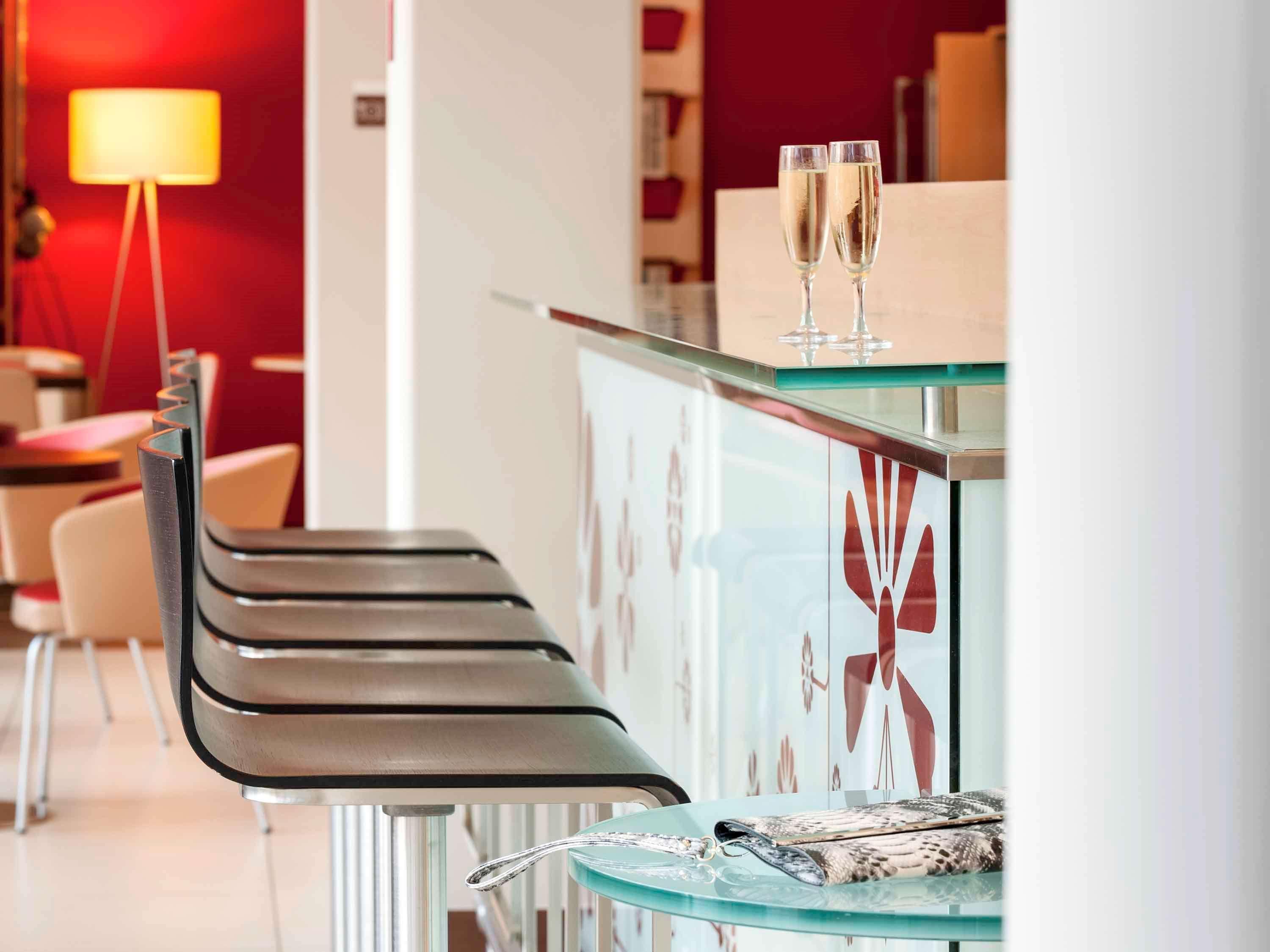 Ibis Paradiso 3*