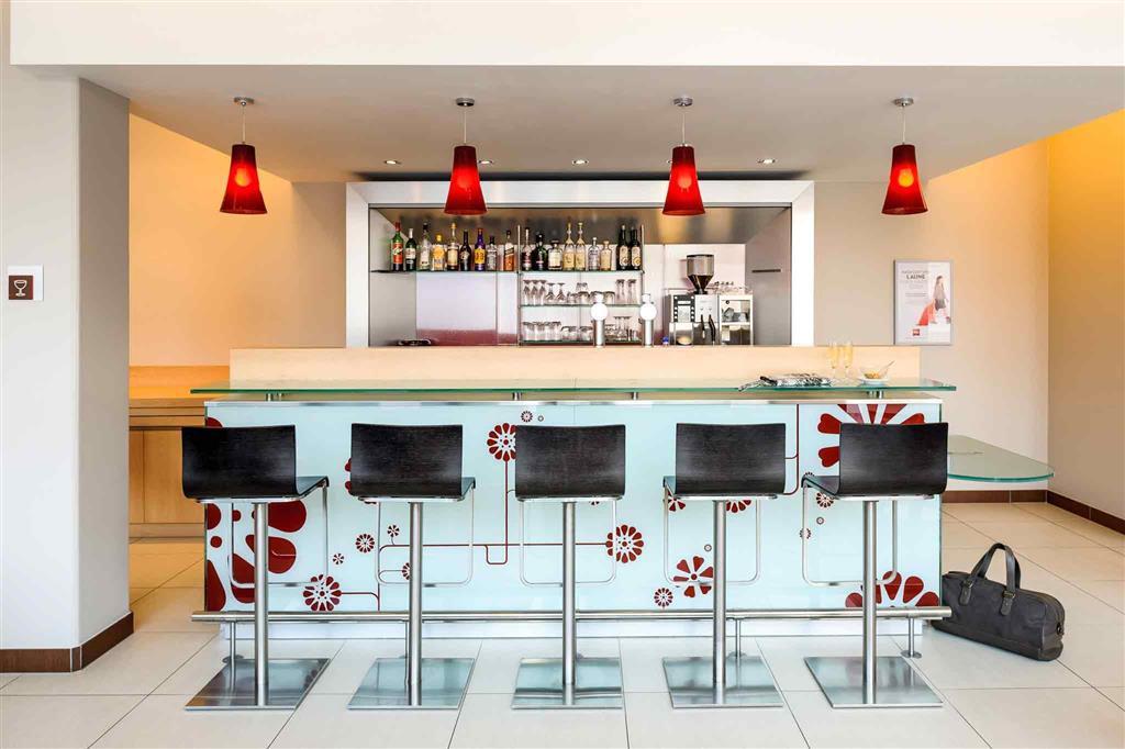 Ibis Paradiso